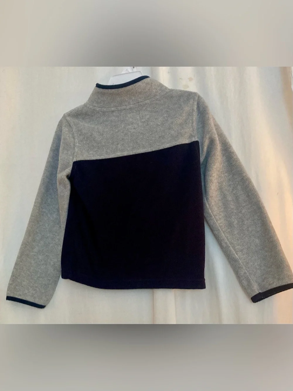 OshKosh B'gosh Two-Tone Navy and Gray Quarter-Zip Fleece Size 6